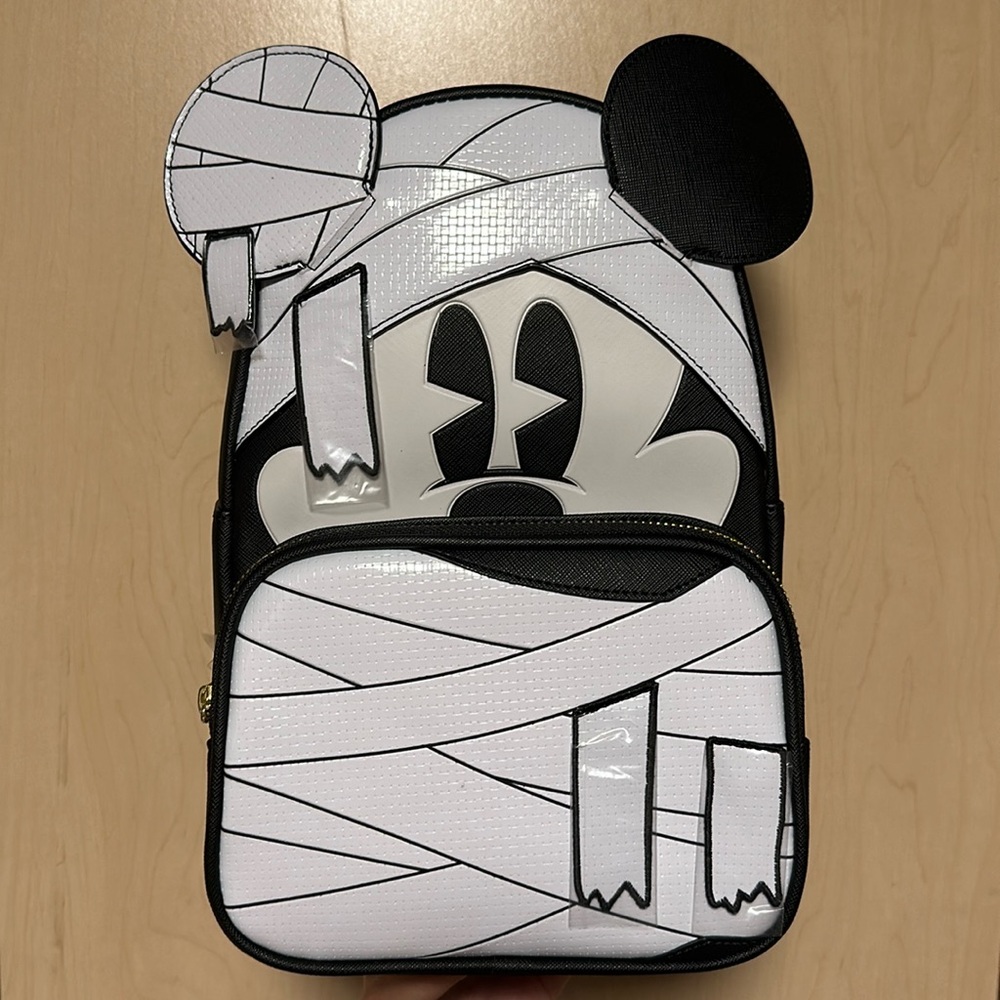 NWT Disney Loungefly Halloween Mickey Mummy Backpack